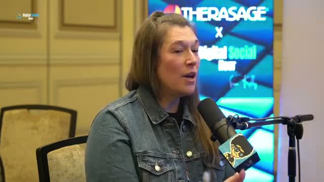 Kim Rogers talking about parasite cleansing and deworming on podcast interview